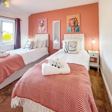 Raygill House By Furnished 4br Shadwell House Ideal For Contractors & Relocations Families * לידס