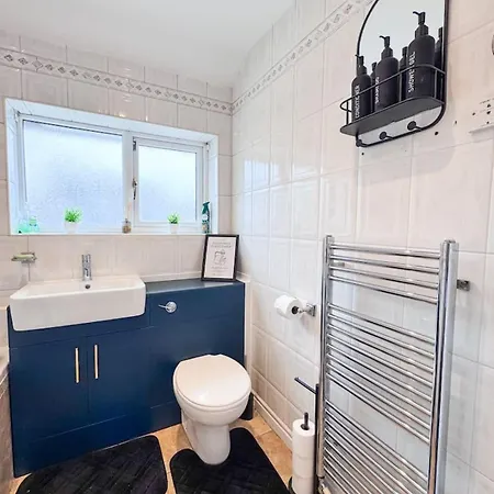 בית נופש Raygill House By Furnished 4br Shadwell House Ideal For Contractors & Relocations Families *