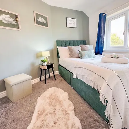 Raygill House By Furnished 4br Shadwell House Ideal For Contractors & Relocations Families * לידס