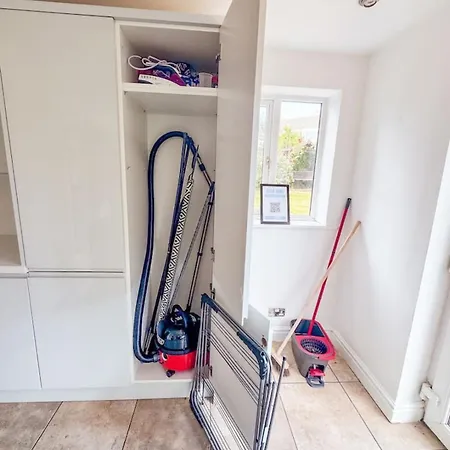 Raygill House By Furnished 4br Shadwell House Ideal For Contractors & Relocations Families بيت للعطل *