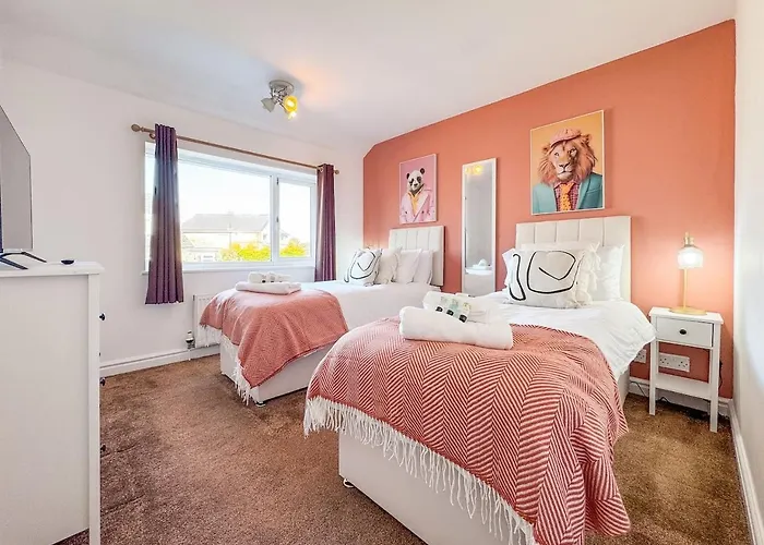 Raygill House By Furnished 4br Shadwell House Ideal For Contractors & Relocations Families *