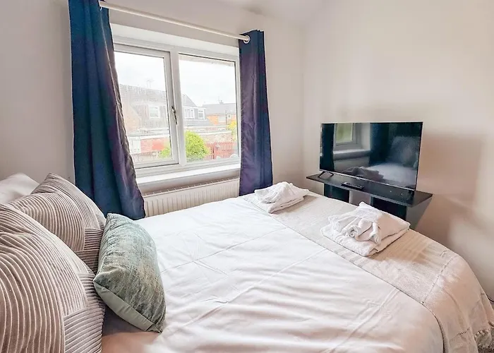 Raygill House By Furnished 4br Shadwell House Ideal For Contractors & Relocations Families *