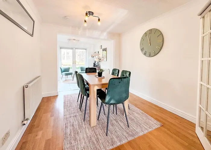 度假居 Raygill House By Furnished 4br Shadwell House Ideal For Contractors & Relocations Families *